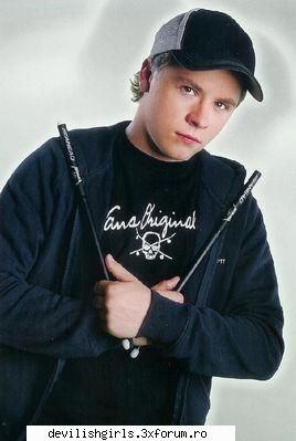 Gustav - yulyana_TH - Tokio hotel