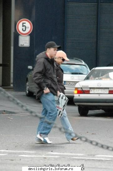 Gustav - sa pun niste poze cu gustav si fosta lu prietena - Tokio hotel
