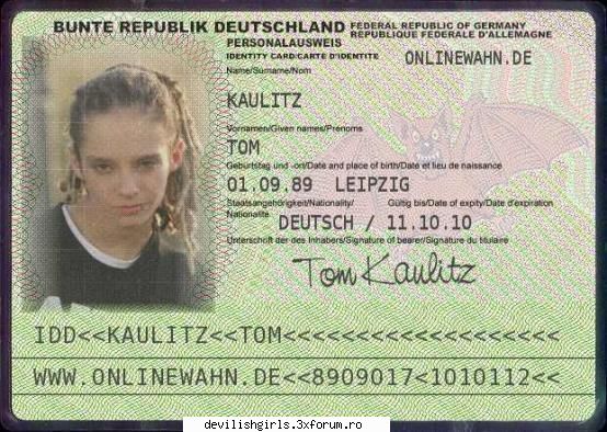 Poze cu Tom - cik buletinul lui - Tokio hotel
