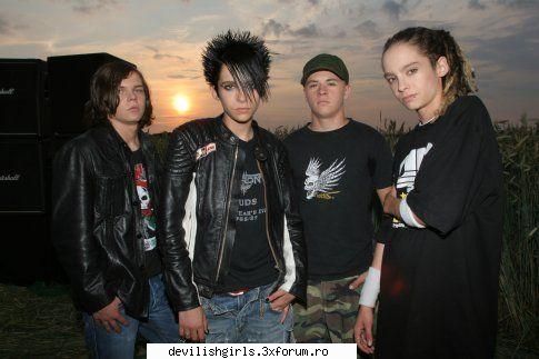 Poze cu toti - giuly love tom - Tokio hotel